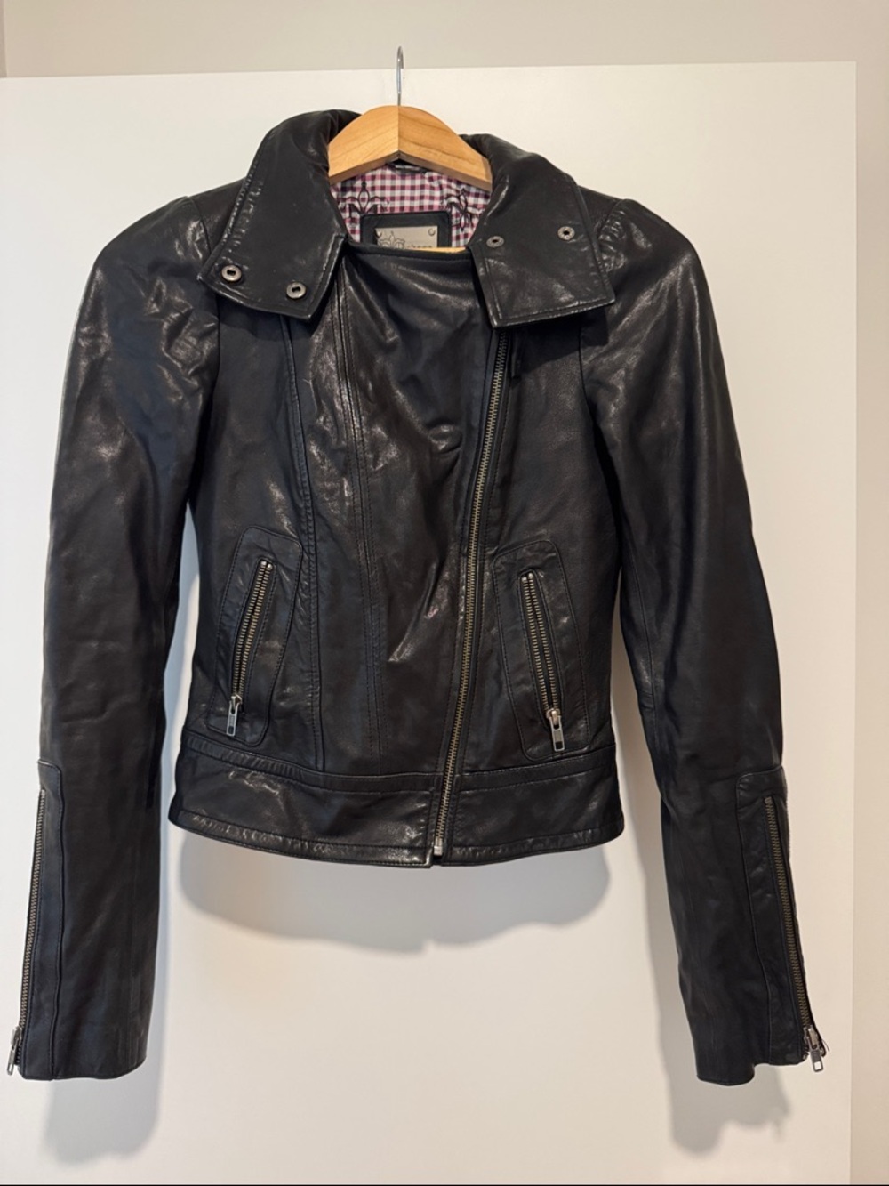 Aritzia Black Leather Moto Jacket - Women